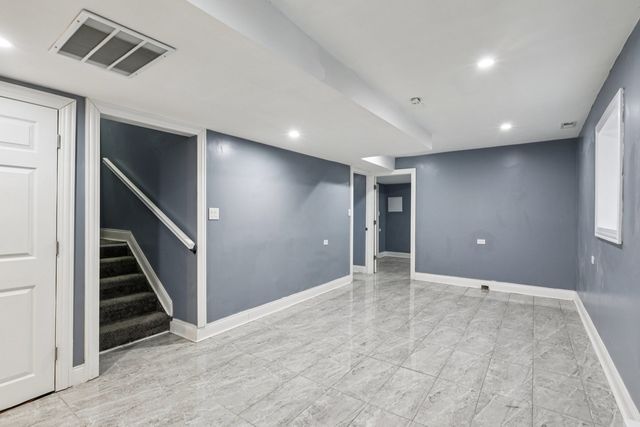 6748 S Wabash Avenue, Chicago, IL 60637