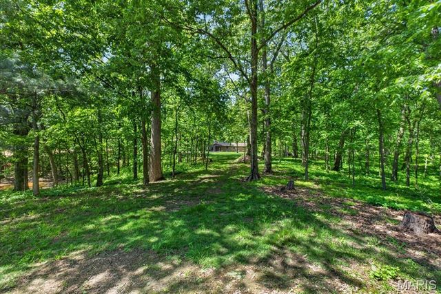 1565 Centerville Road, Columbia, IL 62236