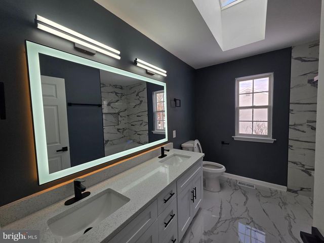 6054 WILMINGTON AVE, Egg Harbor Township, NJ 08234