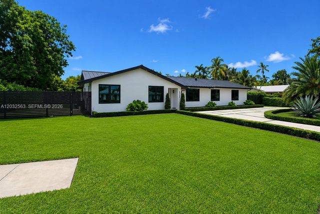 8700 SW 175th Street, Palmetto Bay, FL 33157