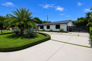 8700 SW 175th Street, Palmetto Bay, FL 33157