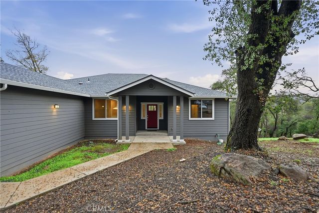 18904 Timber Point Road, Hidden Valley Lake, CA 95467