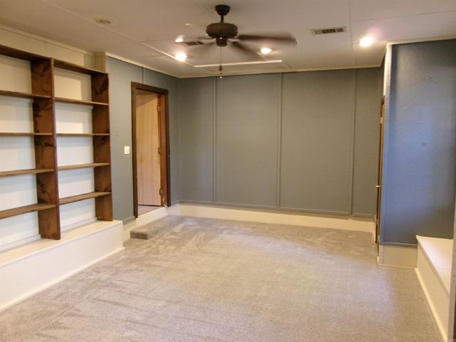 178 State School Road, Monticello, AR 71655