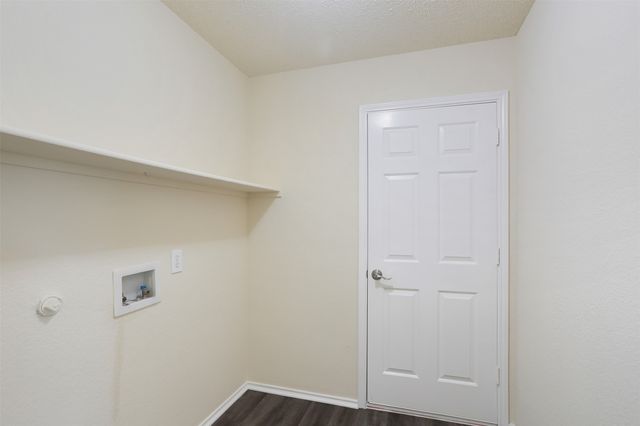 2513 Tan Oak Drive, Dallas, TX 75212