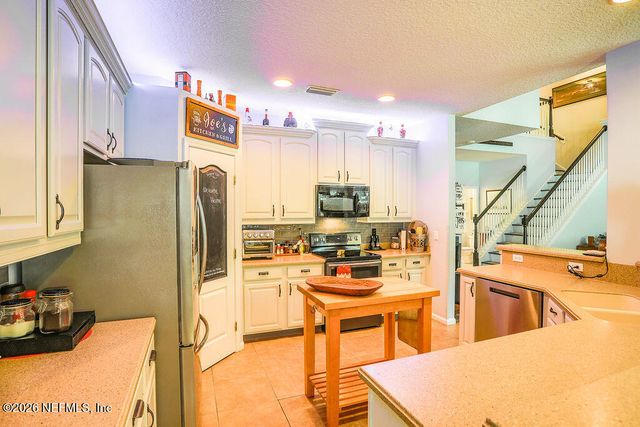 506 CHESTWOOD CHASE Drive, Orange Park, FL 32065