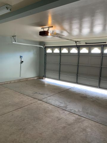 719 Sparrow Ct, Tracy, CA 95377