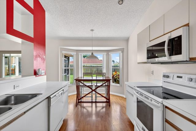 2534 SW Grotto Circle, Port St. Lucie, Port St Lucie, FL 34953