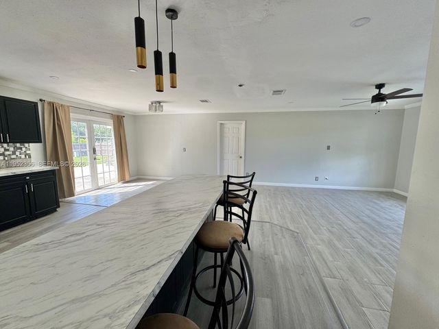 1822 SE Oxmoor Ct, Port St. Lucie, FL 34952