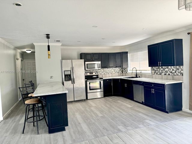 1822 SE Oxmoor Ct, Port St. Lucie, FL 34952