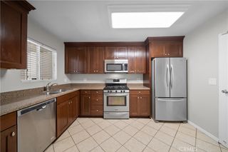 21346 Nandina 102, Newhall, CA 91321