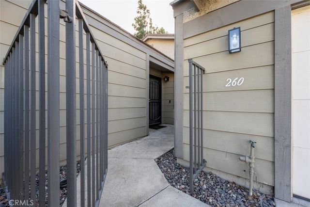 260 E Ponderosa 19, Anaheim, CA 92802