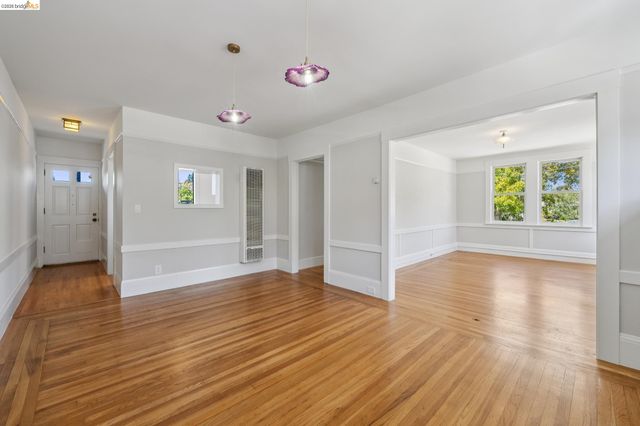 1626 Hopkins St, Berkeley, CA 94707