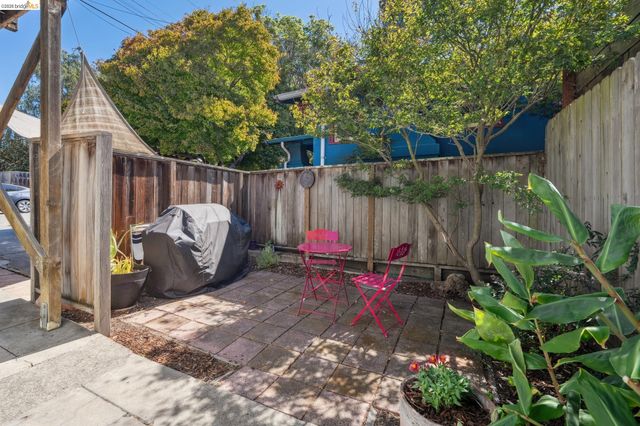 1626 Hopkins St, Berkeley, CA 94707