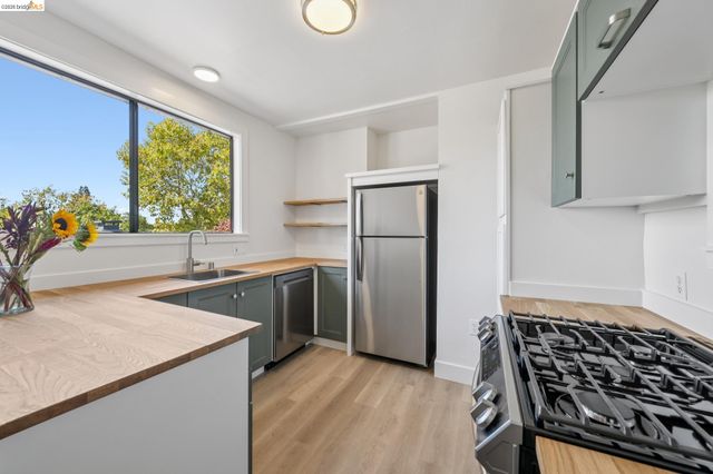 1626 Hopkins St, Berkeley, CA 94707