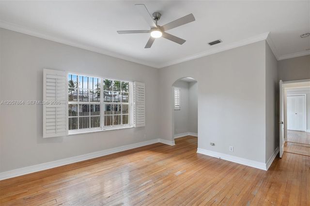 4445 N Michigan Ave, Miami Beach, FL 33140