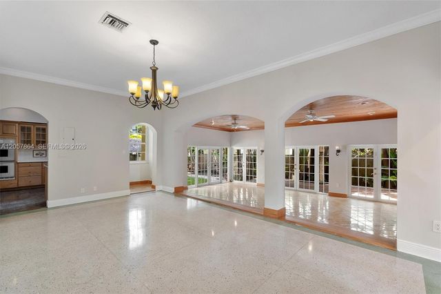 4445 N Michigan Ave, Miami Beach, FL 33140