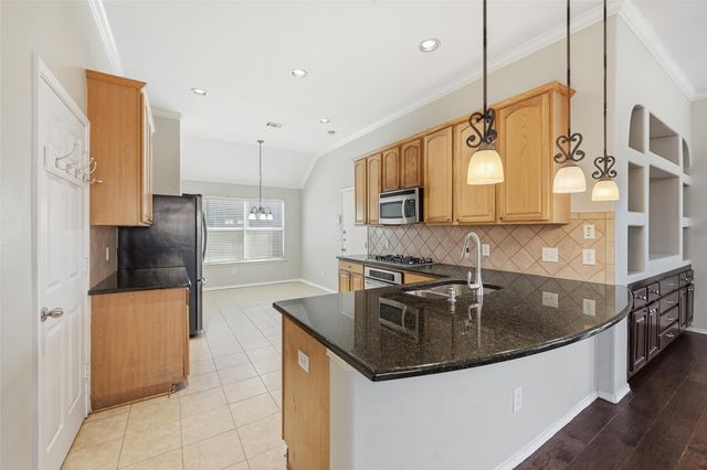 11415 Yoakum Drive, Frisco, TX 75035