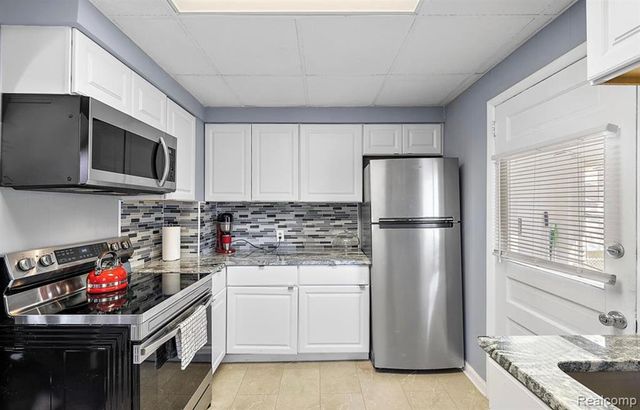 212 Josephine Avenue, Royal Oak, MI 48067