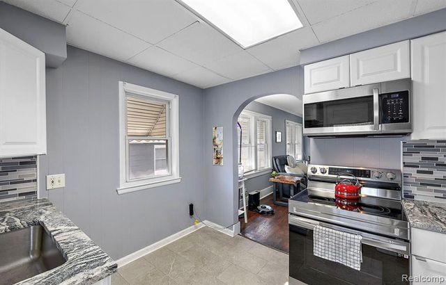 212 Josephine Avenue, Royal Oak, MI 48067