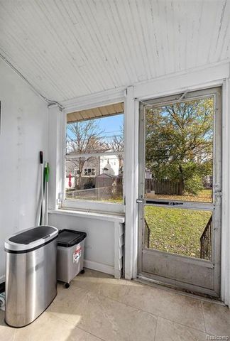 212 Josephine Avenue, Royal Oak, MI 48067
