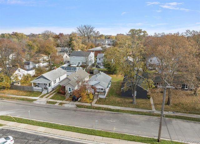 212 Josephine Avenue, Royal Oak, MI 48067
