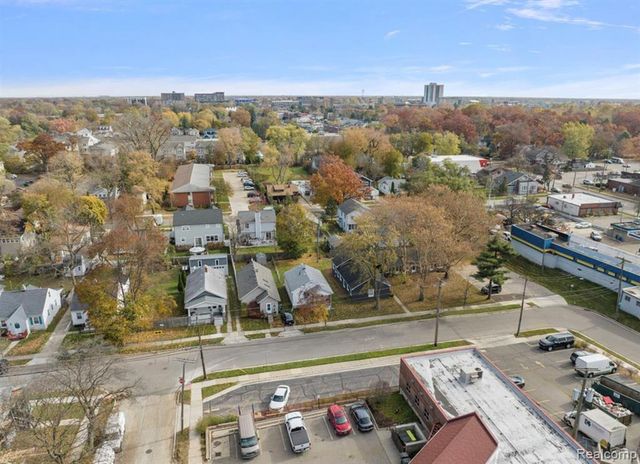 212 Josephine Avenue, Royal Oak, MI 48067