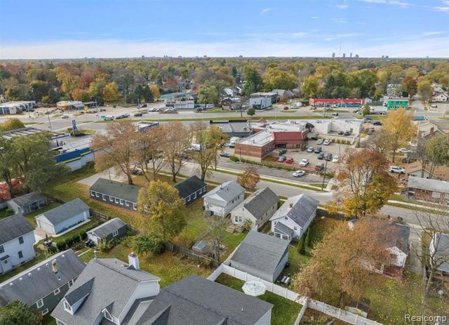 212 Josephine Avenue, Royal Oak, MI 48067