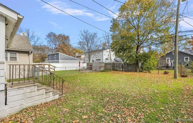 212 Josephine Avenue, Royal Oak, MI 48067