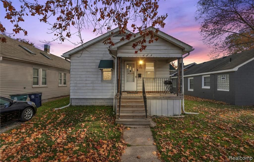212 Josephine Avenue, Royal Oak, MI 48067