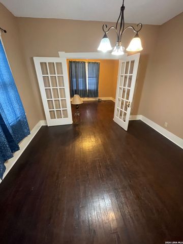 1921 Perez, San Antonio, TX 78207