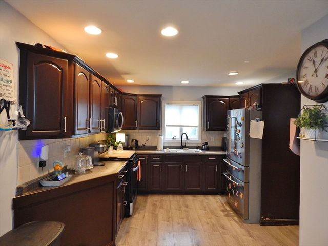 167 Washington St, New Bedford, MA 02740