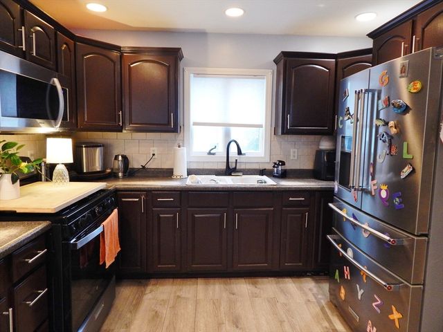 167 Washington St, New Bedford, MA 02740
