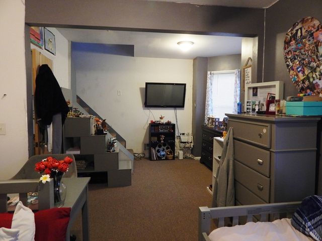 167 Washington St, New Bedford, MA 02740