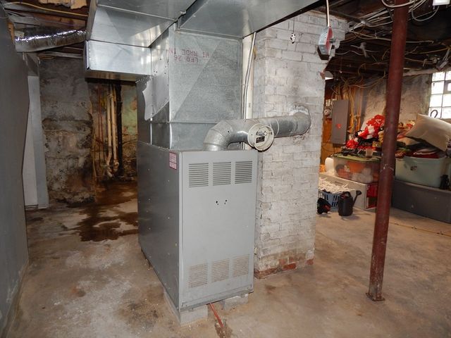 167 Washington St, New Bedford, MA 02740