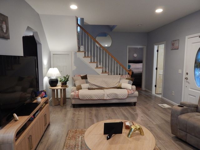 167 Washington St, New Bedford, MA 02740