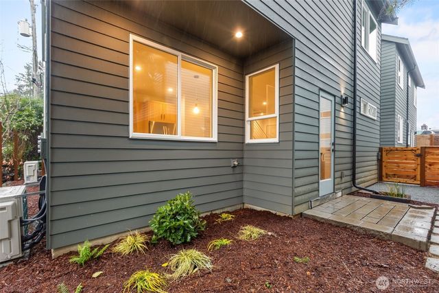 3550 S Dawson Street, Seattle, WA 98118