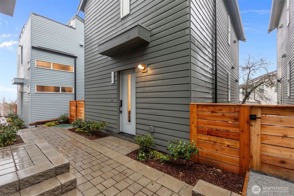 3550 S Dawson Street, Seattle, WA 98118