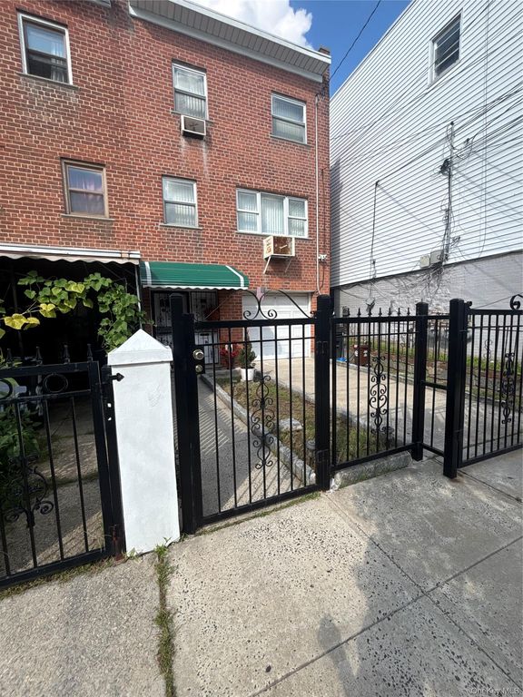 939 E 229th Street, Bronx, NY 10466 — photo 3