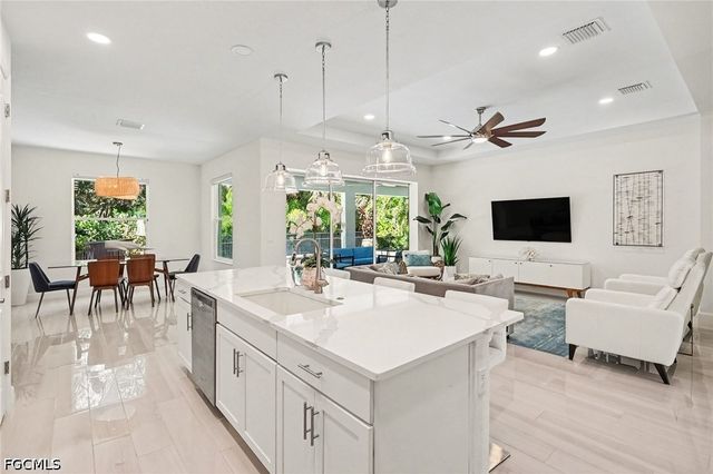 15981 Chance WAY, Fort Myers, FL 33908