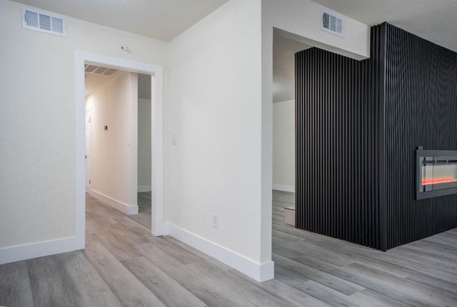 1418 Cypress Ave, Modesto, CA 95350