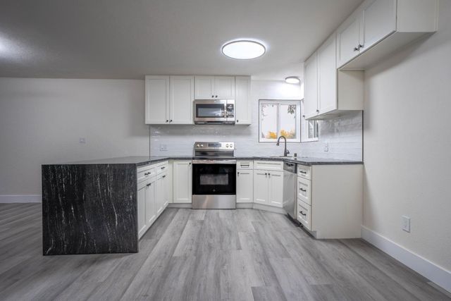 1418 Cypress Ave, Modesto, CA 95350