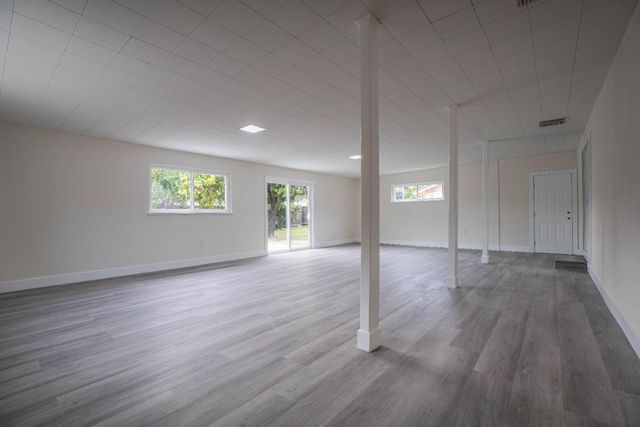 1418 Cypress Ave, Modesto, CA 95350