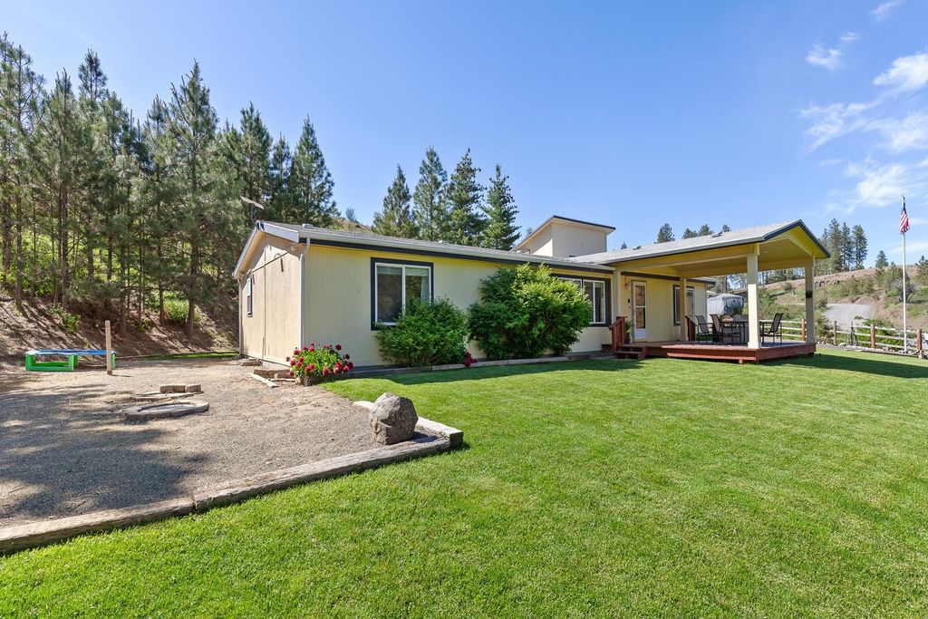 4809 N Gordon Rd, Spokane, WA 99224