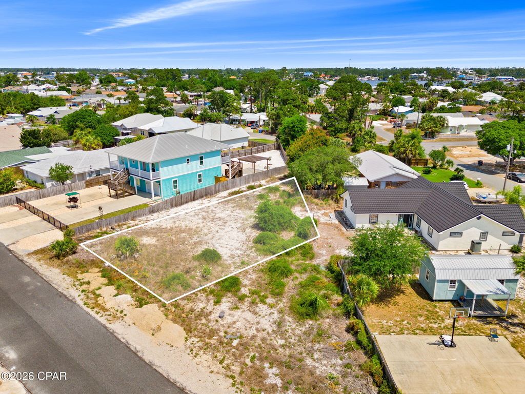 Image 13 of property listing at 5220 Sunset Avenue, Panama City Beach, FL 32408