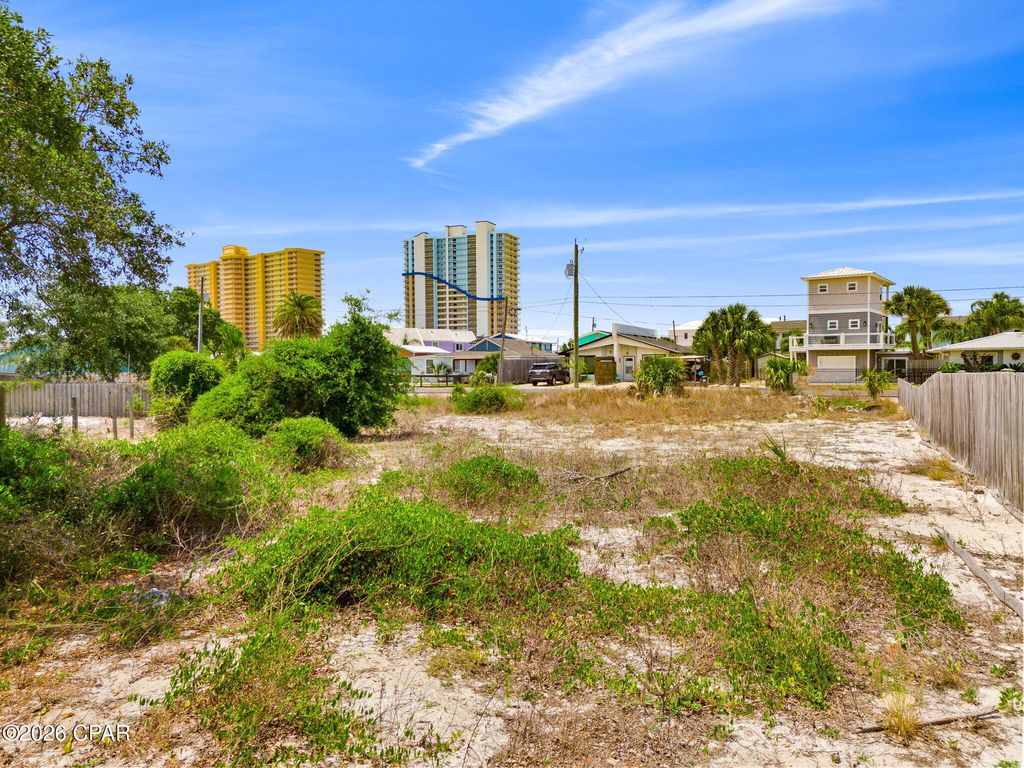 Image 9 of property listing at 5220 Sunset Avenue, Panama City Beach, FL 32408