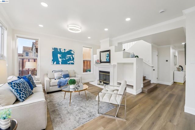 428 Fuchsia Ln, San Ramon, CA 94582