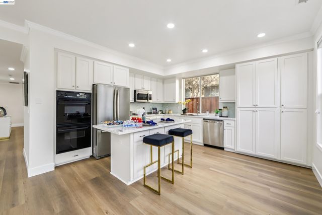 428 Fuchsia Ln, San Ramon, CA 94582