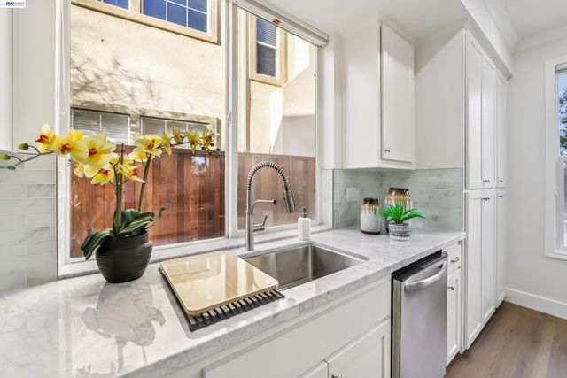 428 Fuchsia Ln, San Ramon, CA 94582