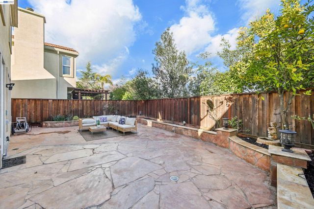428 Fuchsia Ln, San Ramon, CA 94582