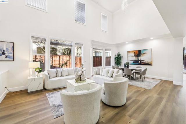 428 Fuchsia Ln, San Ramon, CA 94582